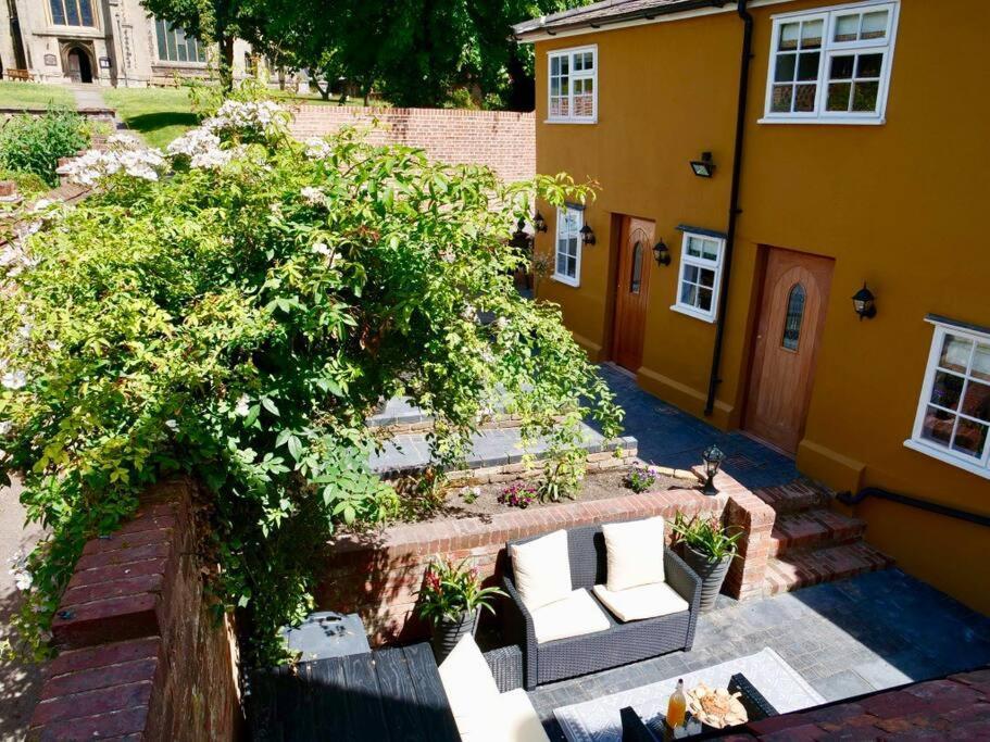 Holiday home Huge Luxury 8 Bed Manor House Hot Tub Pool Table